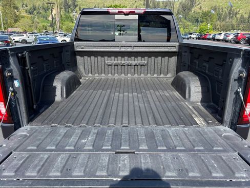 Used 2023 GMC Sierra 1500 Denali w/ Technology Package AWD/4WD image 22