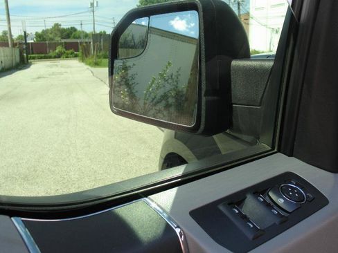 Used 2016 Ford F150 XLT w/ Equipment Group 301A Mid AWD/4WD image 48