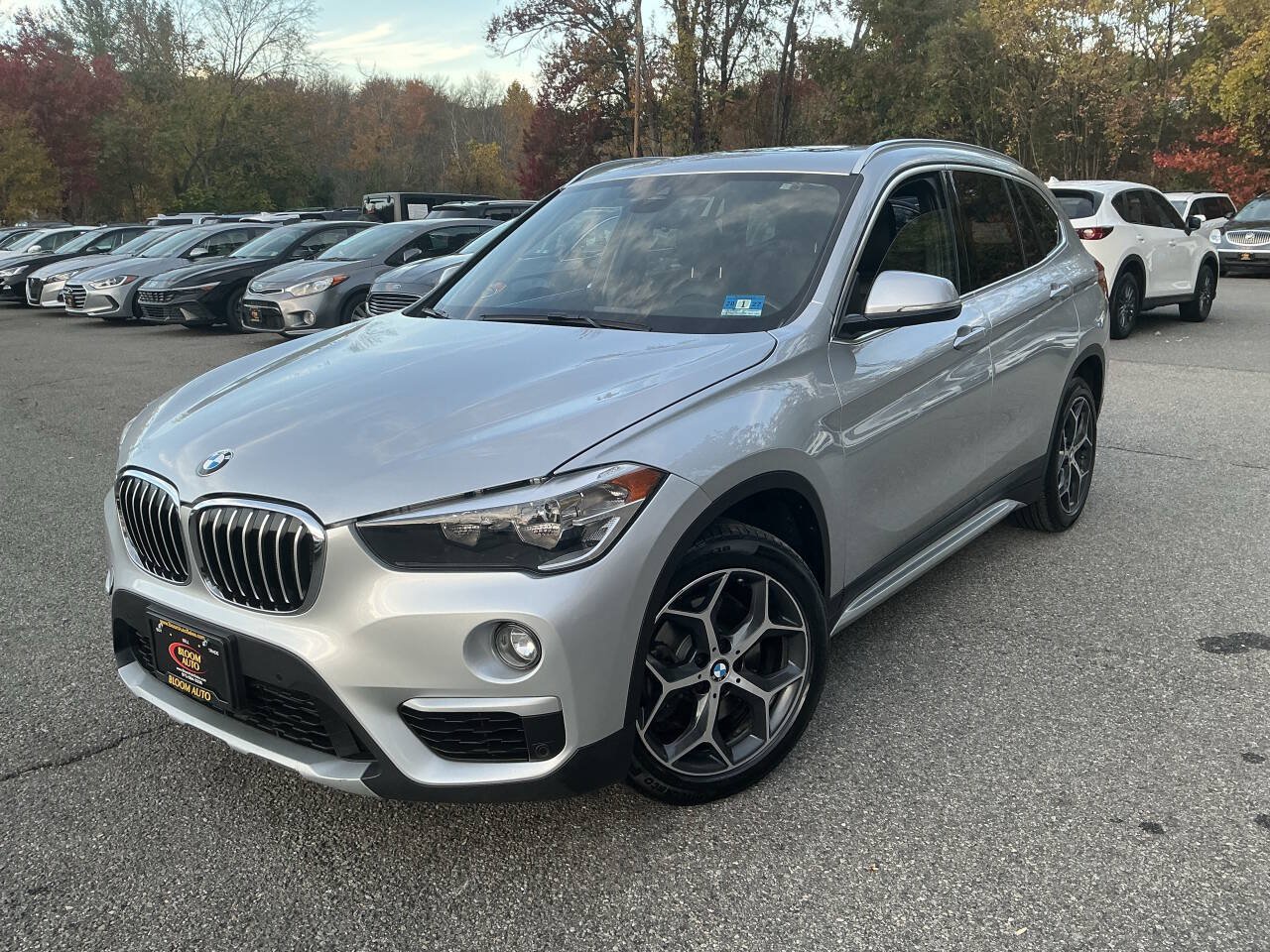 Used 2019 BMW X1 xDrive28i w/ Convenience Package AWD/4WD image 1