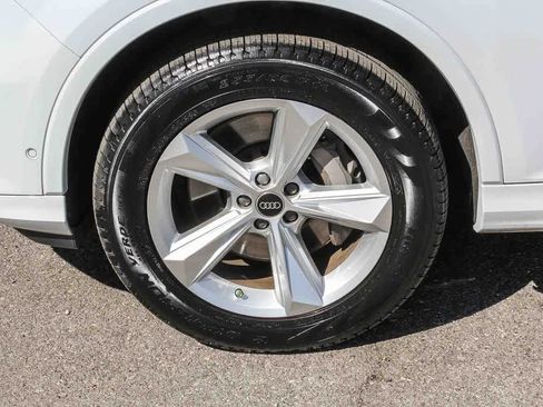 Used 2023 Audi Q7 Premium Plus w/ Premium Plus Package image 9