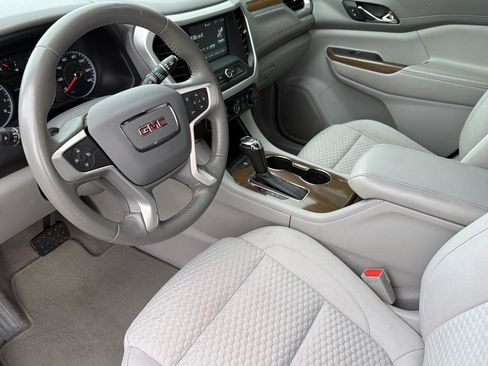 Used 2019 GMC Acadia SLE image 7