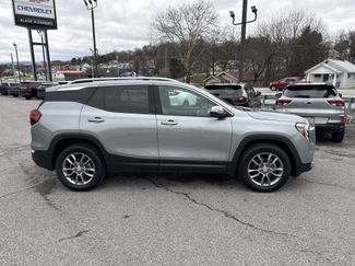Used 2024 GMC Terrain SLT video 2