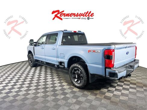 Used 2023 Ford F250 Lariat w/ Sport Appearance Package image 5