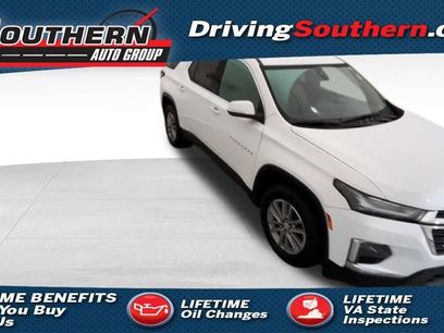 Used 2022 Chevrolet Traverse LT