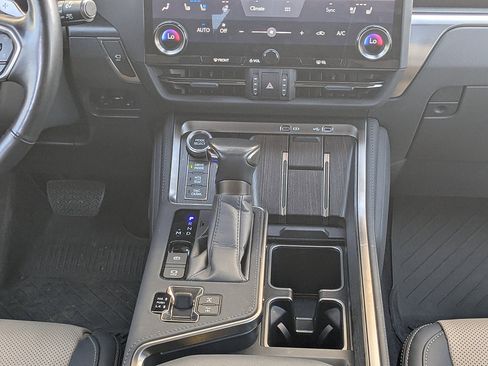 Used 2024 Lexus GX 550 AWD/4WD image 30