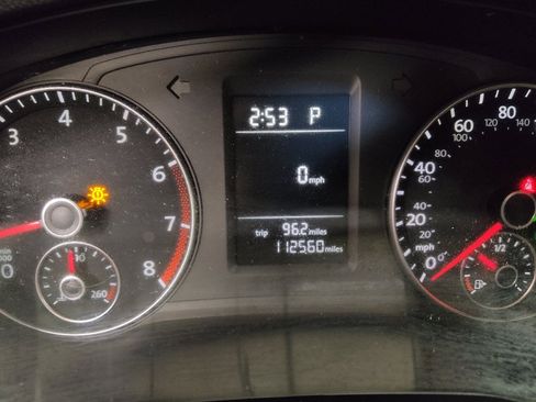 Used 2014 Volkswagen Passat 1.8T S FWD image 23