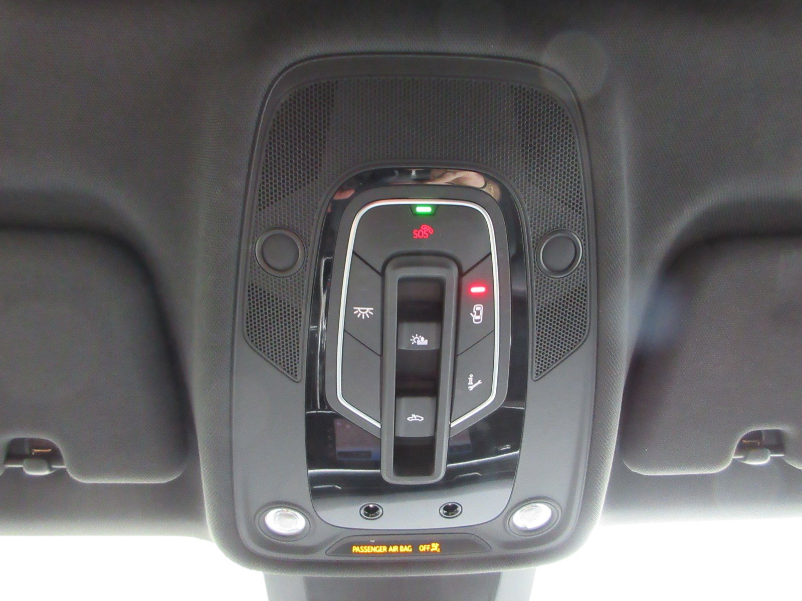 Used 2021 Audi Q8 Premium w/ Black Optic Package AWD/4WD image 19