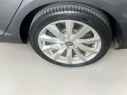 Used 2017 Audi A4 2.0T Premium w/ Convenience Package image 11