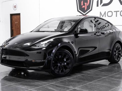 Used 2023 Tesla Model Y Long Range AWD/4WD image 7
