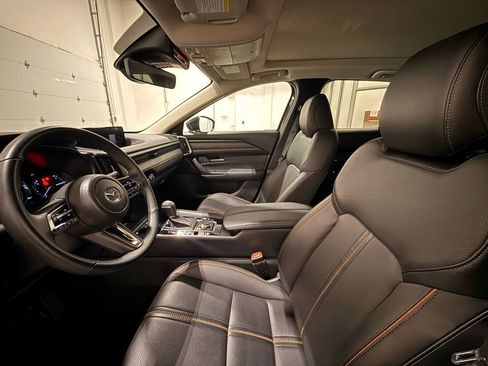 Used 2025 MAZDA CX-50 AWD 2.5 Hybrid w/ Premium Pkg image 14