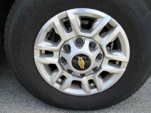 Certified 2025 Chevrolet Silverado 2500 LT w/ Convenience Package AWD/4WD image 5