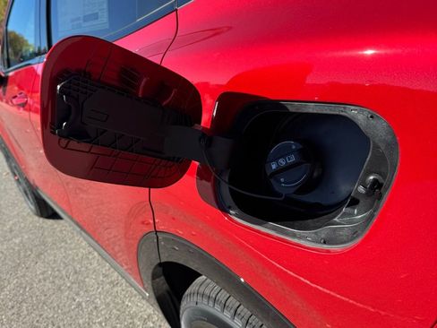 New 2026 Kia Sportage SX image 9