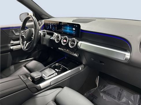 Used 2023 Mercedes-Benz GLB 250 4MATIC image 12