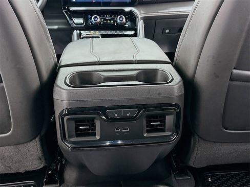 Used 2024 GMC Sierra 1500 AT4X image 27