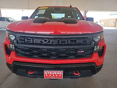 Used 2023 Chevrolet Silverado 1500 Custom Trail Boss AWD/4WD image 4