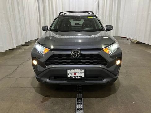 Used 2021 Toyota RAV4 XLE Premium AWD/4WD image 8