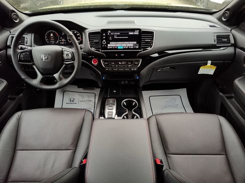 New 2026 Honda Ridgeline Black Edition image 11
