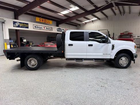 Used 2022 Ford F350 XL w/ Power Equipment Group AWD/4WD image 9