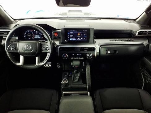 Used 2024 Toyota Tacoma TRD Sport AWD/4WD image 13