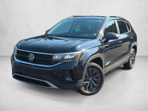 Used 2024 Volkswagen Taos S FWD image 1