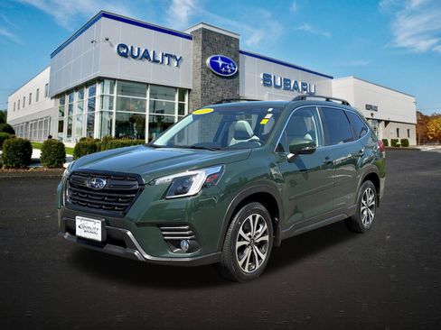 Used 2023 Subaru Forester Limited AWD/4WD image 1