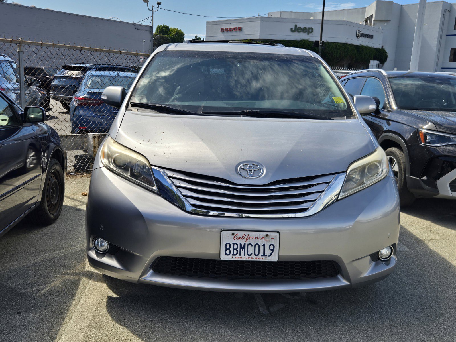 Used 2017 Toyota Sienna Limited Premium AWD/4WD image 2