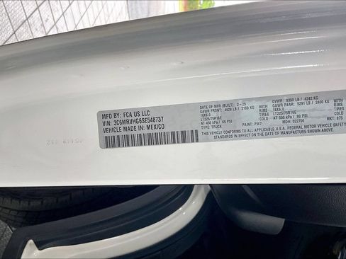 Used 2025 RAM ProMaster 3500 w/ Convenience Group FWD image 35
