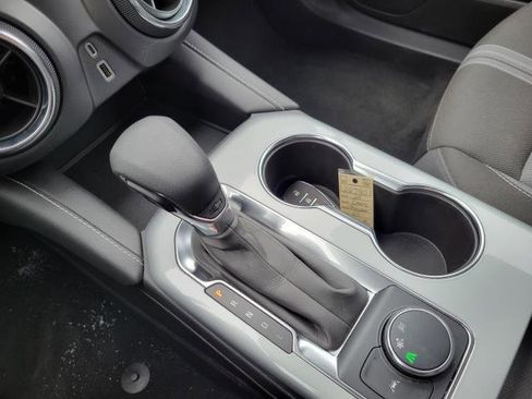 Used 2025 Chevrolet Blazer LT image 20