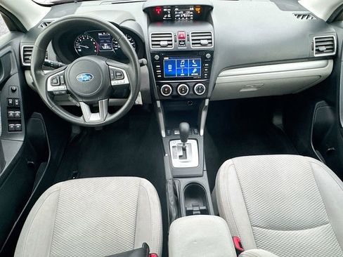 Used 2017 Subaru Forester 2.5i Premium image 29