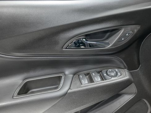Used 2023 Chevrolet Equinox LT AWD/4WD image 13