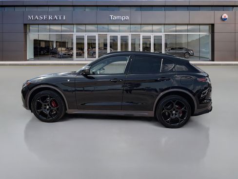 Used 2024 Alfa Romeo Stelvio Ti w/ Performance Driving Package AWD/4WD image 6