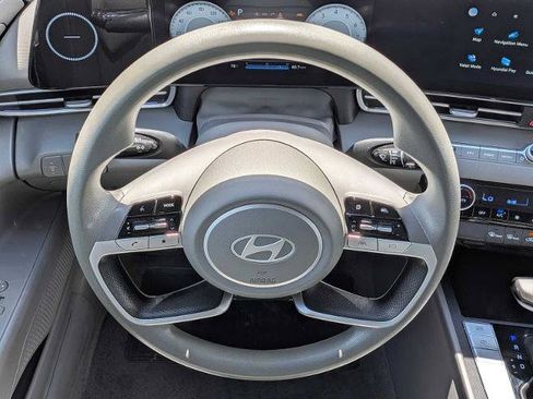 Used 2024 Hyundai Elantra SEL FWD image 20