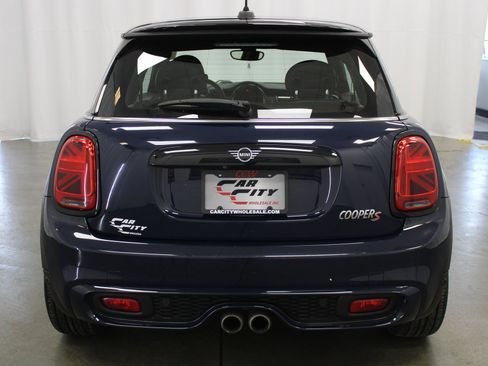 Used 2019 MINI Cooper S image 6