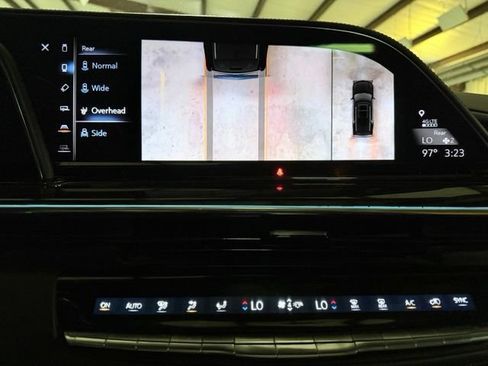 Used 2021 Cadillac Escalade ESV Sport w/ Driver Assist Tech Package RWD image 18