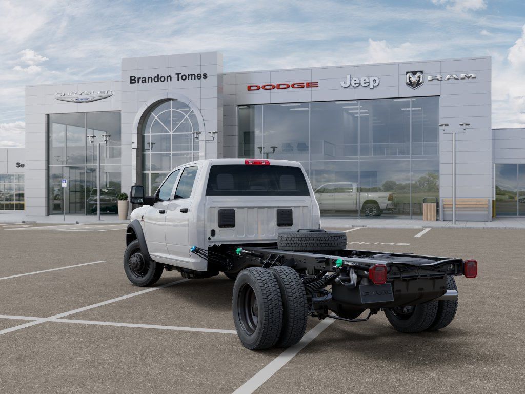 New 2026 RAM 5500 Tradesman AWD/4WD image 3
