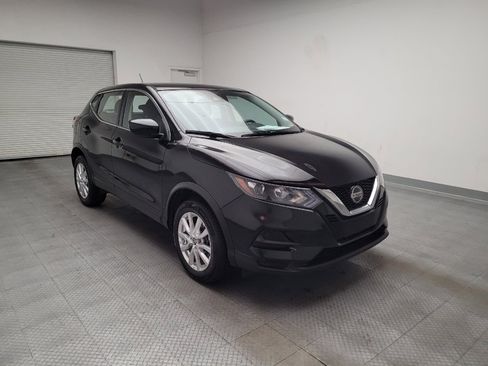 Used 2021 Nissan Rogue Sport S image 13