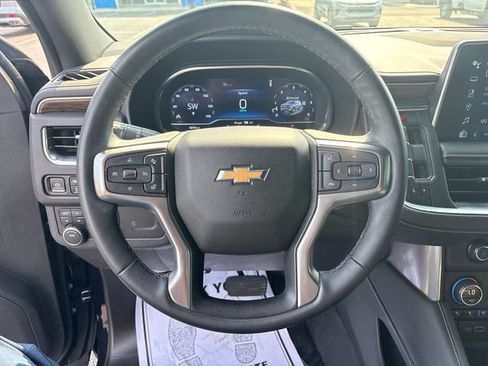 Used 2023 Chevrolet Tahoe Premier AWD/4WD image 13