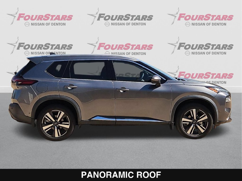 Used 2023 Nissan Rogue SL w/ SL Premium Package FWD image 3
