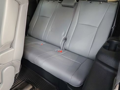 Used 2022 Toyota Highlander Limited image 14