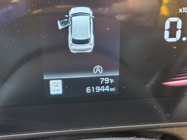 Used 2023 Kia Sportage EX FWD image 18