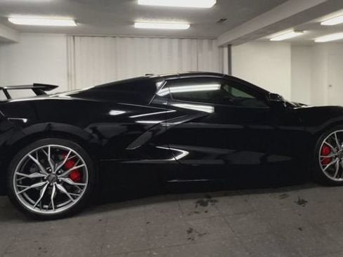 Certified 2024 Chevrolet Corvette Stingray Preferred Conv w/ Stealth Interior Trim Package RWD image 9