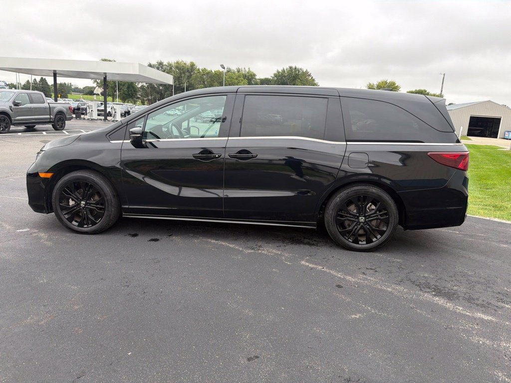 Used 2025 Honda Odyssey Sport-L image 7