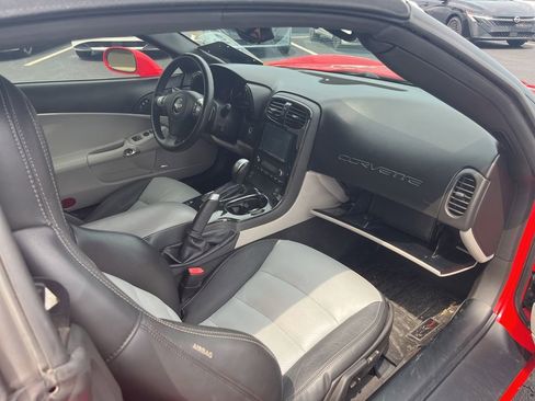 Used 2011 Chevrolet Corvette Grand Sport w/ Preferred Equipment Group RWD image 18