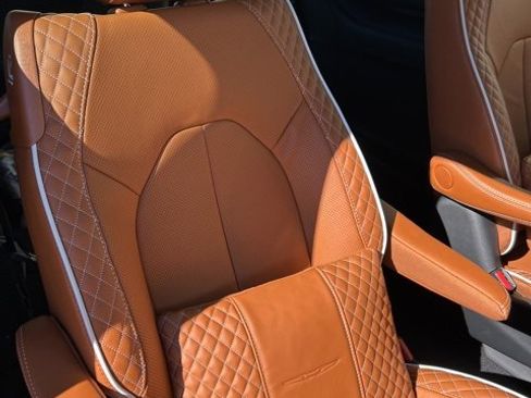 Used 2026 Chrysler Pacifica Pinnacle image 38