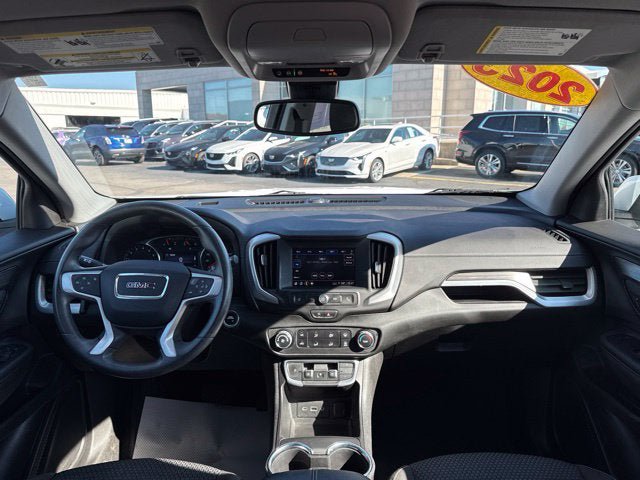 Used 2023 GMC Terrain SLE AWD/4WD image 25