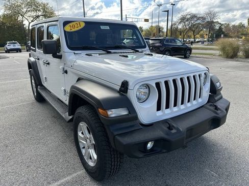 Used 2021 Jeep Wrangler Unlimited Sport image 2