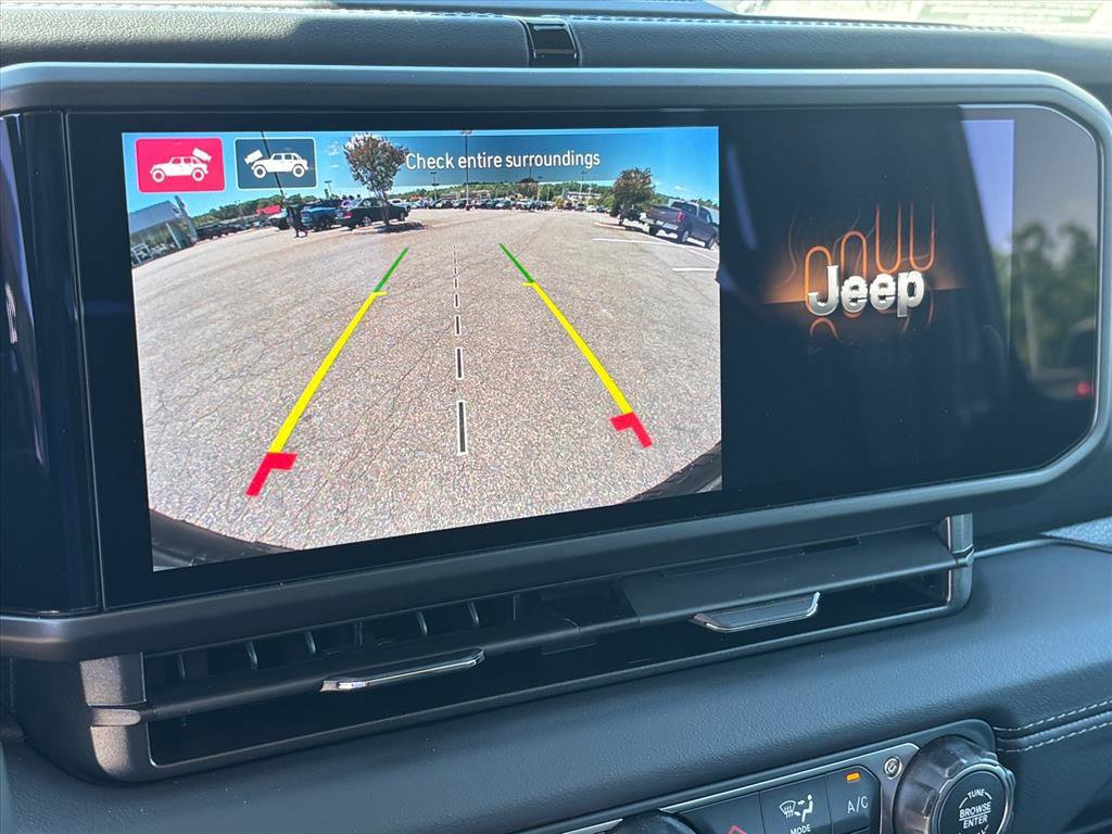New 2026 Jeep Wrangler Unlimited Sahara AWD/4WD image 5