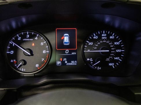 Used 2024 Subaru Impreza 2.0i AWD/4WD image 32