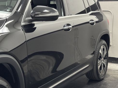 Certified 2024 Mercedes-Benz EQB 300 4MATIC image 8