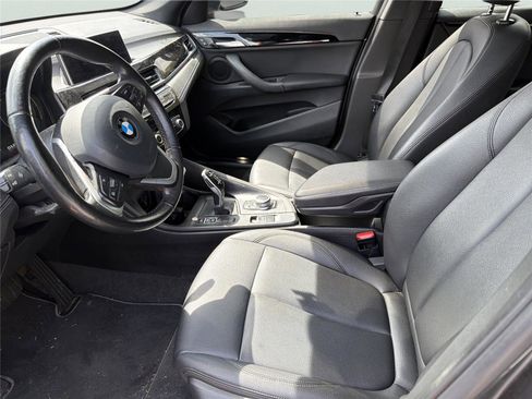 Used 2021 BMW X1 sDrive28i image 8